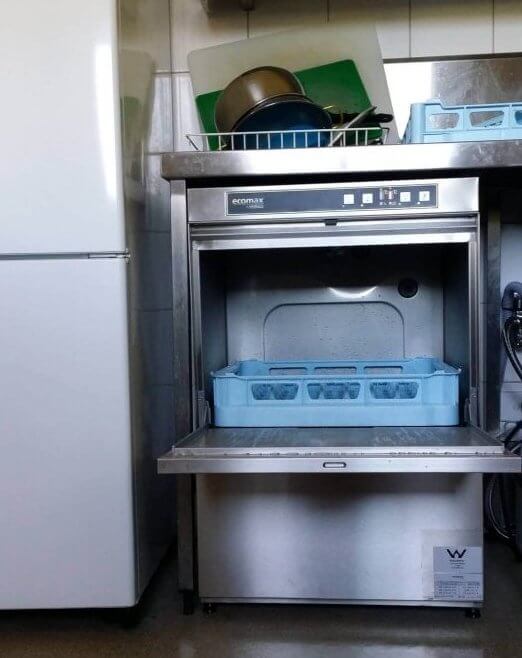 Hobart Ecomax dishwasher